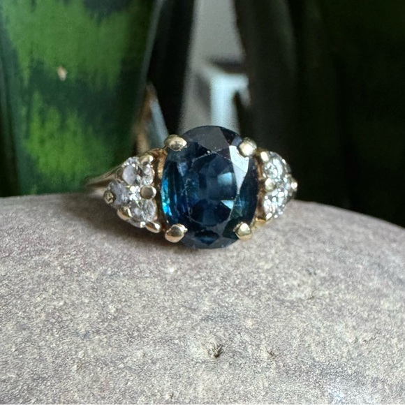 Jewelry - 14k 2ct Blue Sapphire & Diamonds Ring